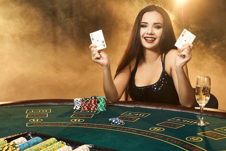 Tampilan antarmuka aplikasi mobile marina slot dengan menu permainan dan opsi pembayaran